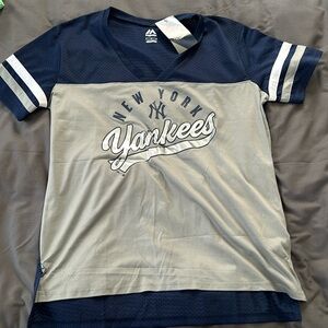 NY Yankees shirt *NWT*